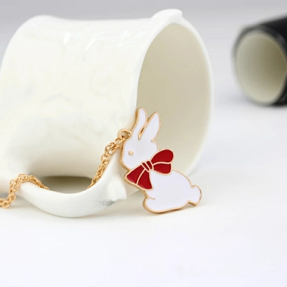 🎀🐰Alice in wonderland cute bunny necklace - Picture 3 of 9